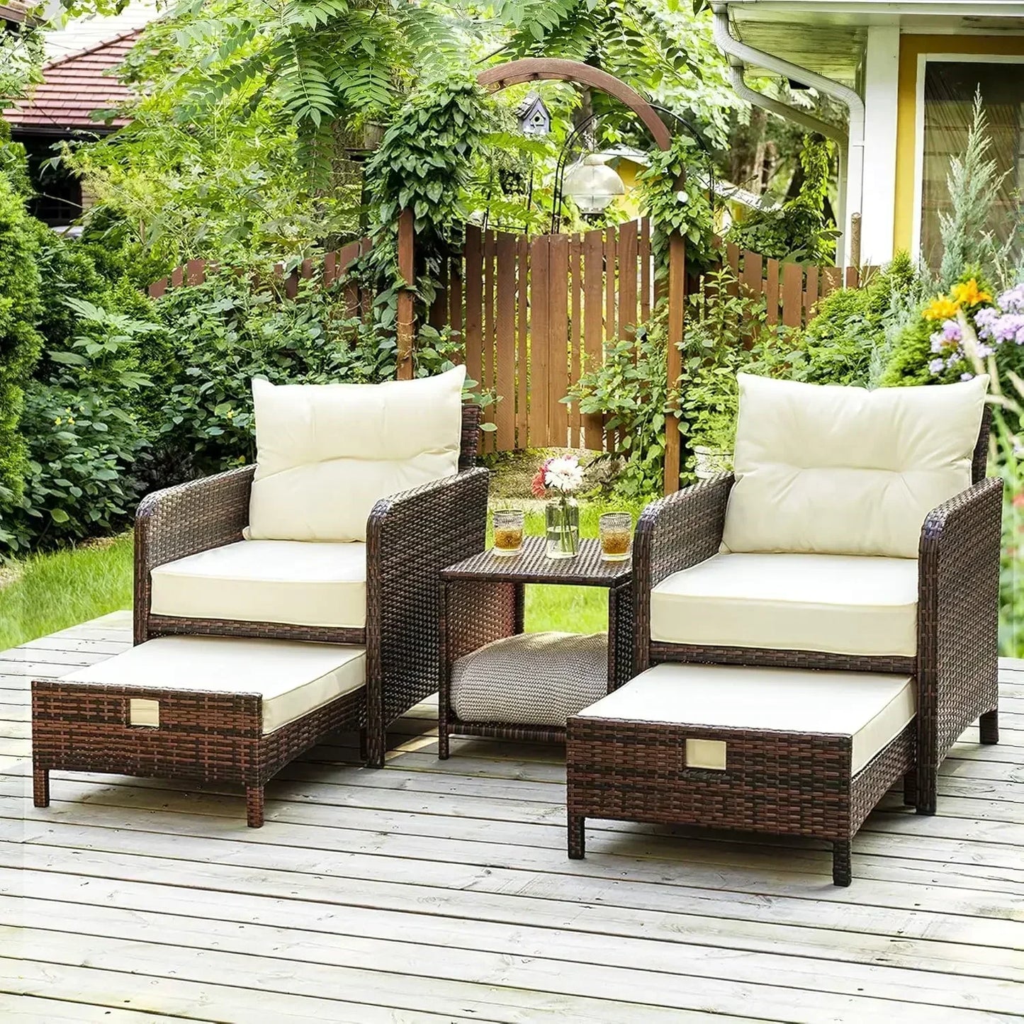 5-Pieces Outdoor Wicker Patio Chairs w/Ottomans w/Coffetable