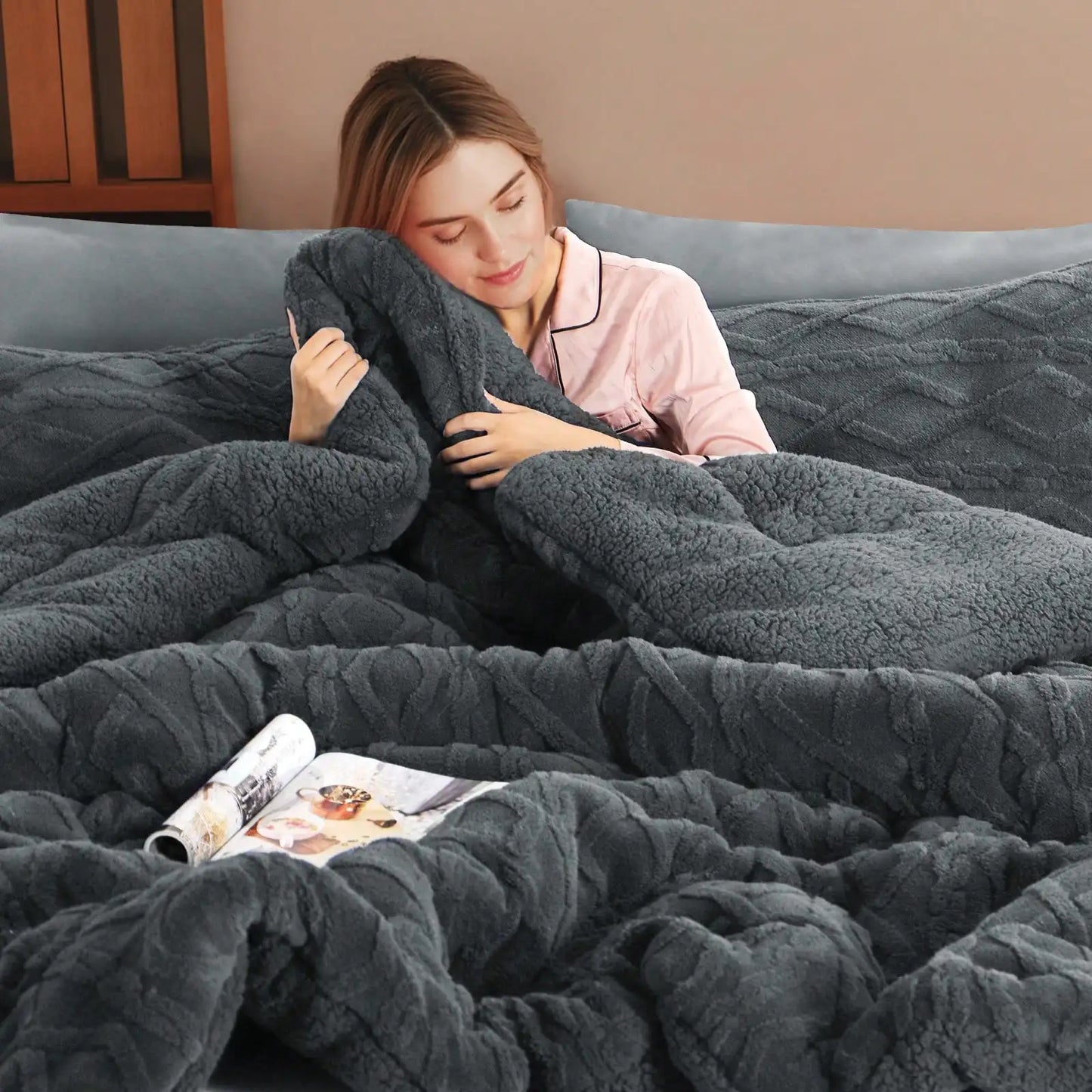 Thick Ultrasoft Double Sided Warm & Cozy Comforter